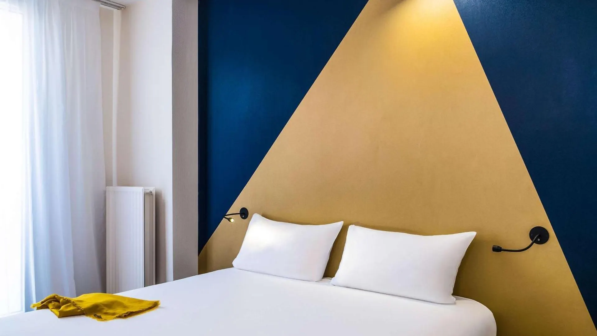Ibis Styles 15 Lecourbe 3* Paříž
