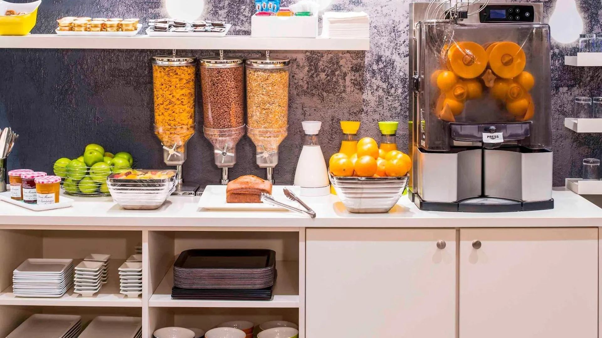 Ibis Styles 15 Lecourbe 3*