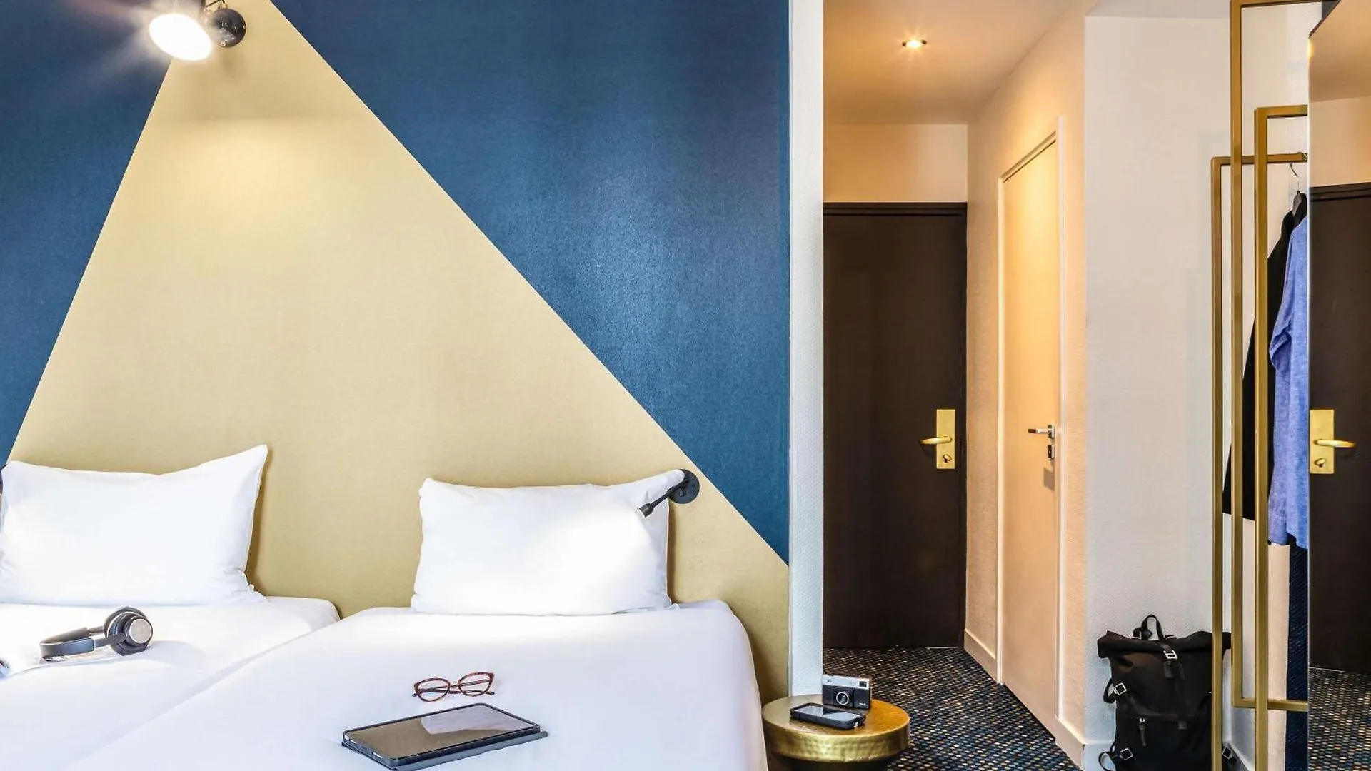 Hotel Ibis Styles 15 Lecourbe 3*