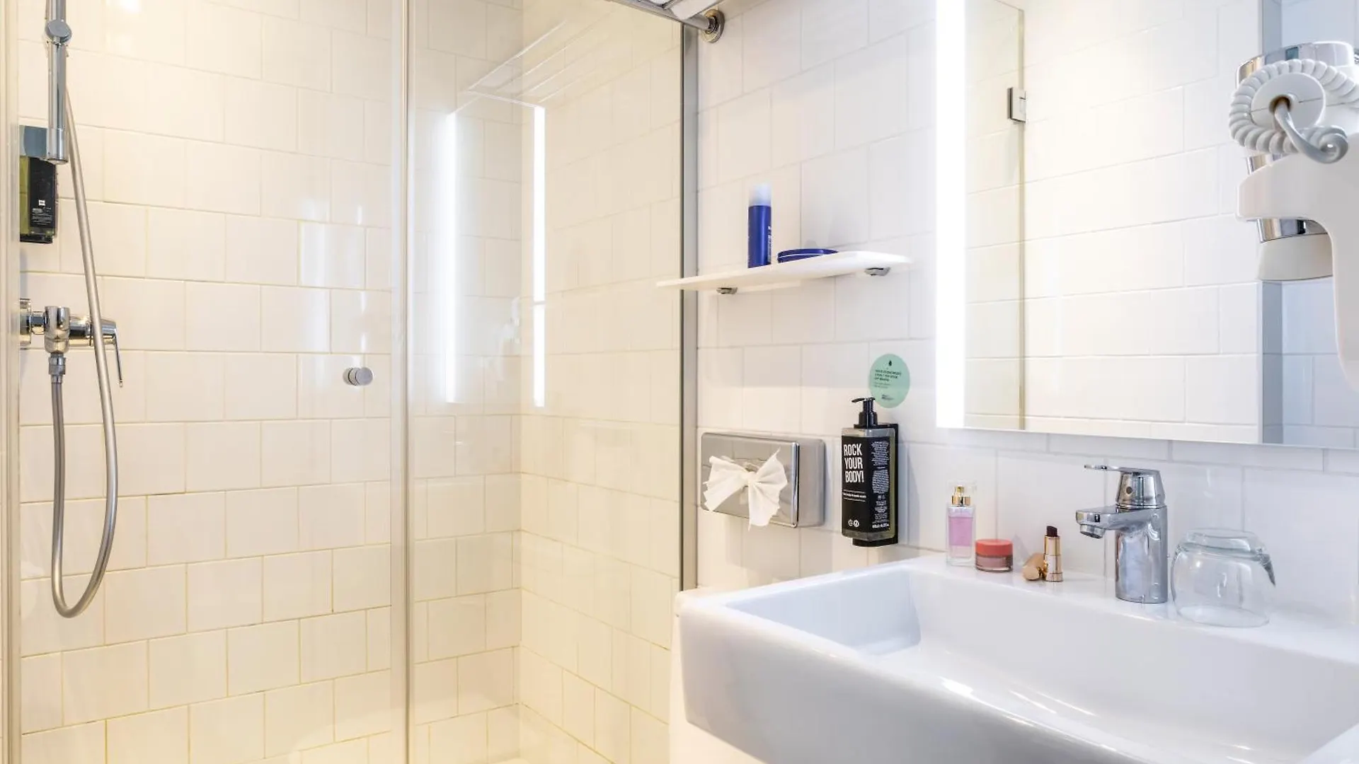 Ibis Styles 15 Lecourbe Paris