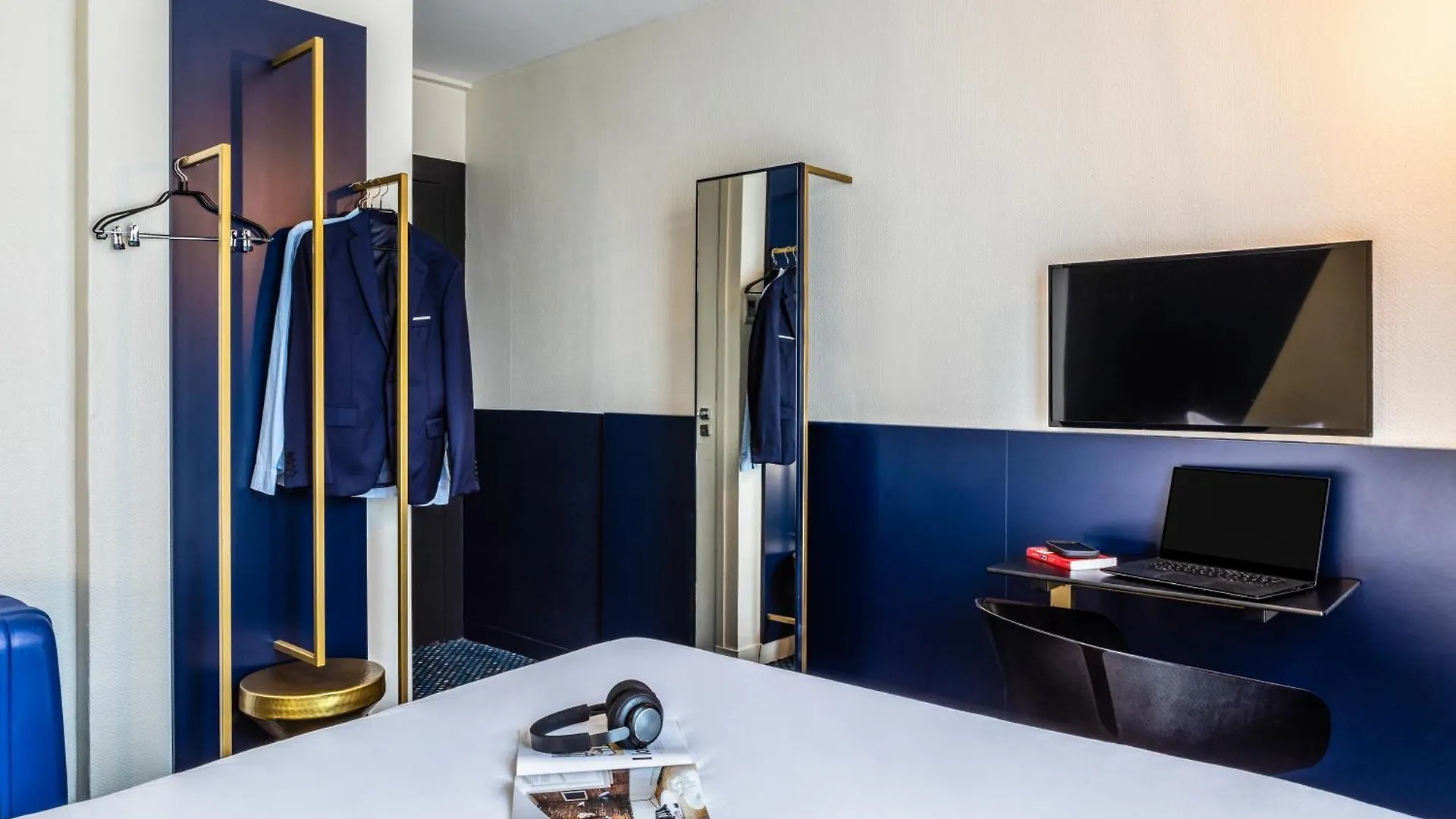 Ibis Styles 15 Lecourbe Hotel 3*