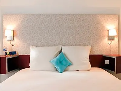 Ibis Styles 15 Lecourbe Hotel